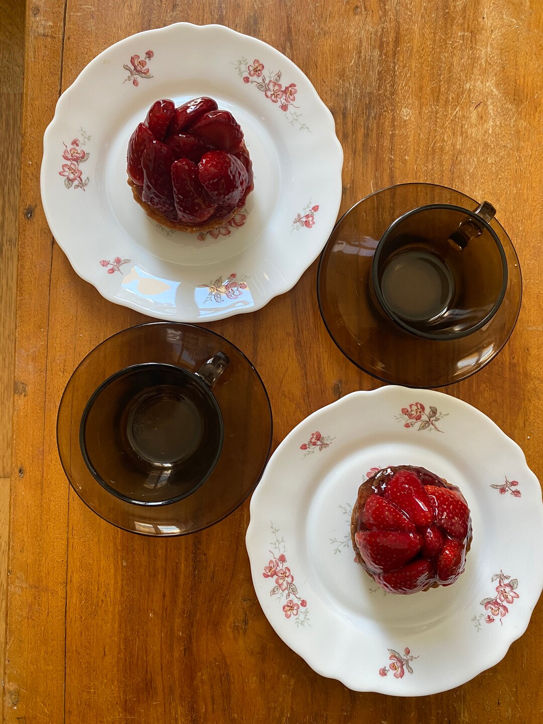 Vintage Coffee Plates and Cups Décor Cherry Blossoms Arcopal Vereco