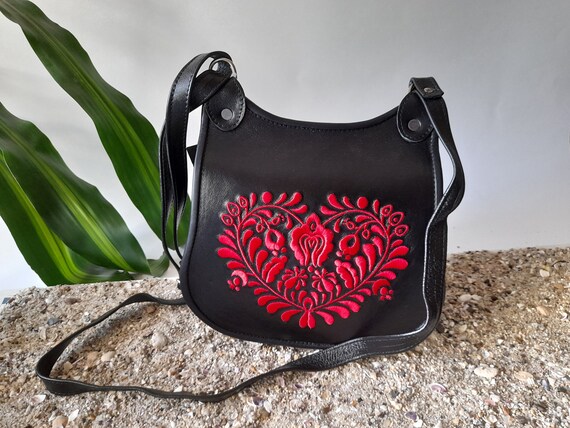 New handbag designs online