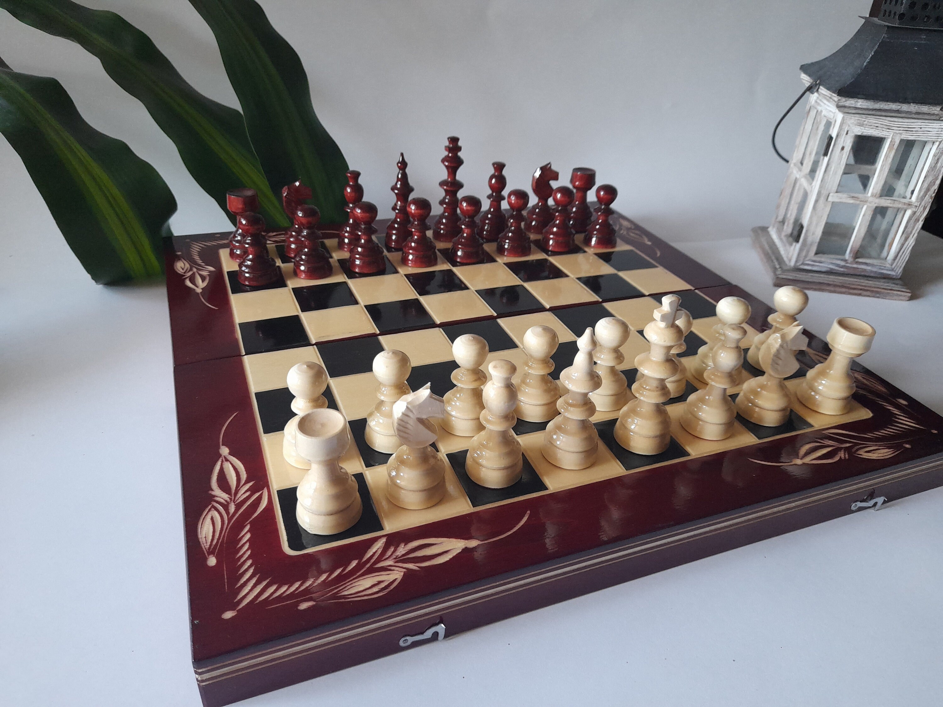 17.5x17.5 Inch,new Handcarved Wooden Chess Set, Hand Turned Wooden