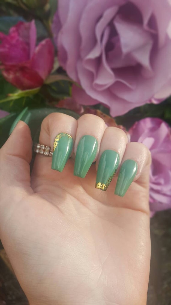Instagram | Green nails, Gel nails, Mint acrylic nails