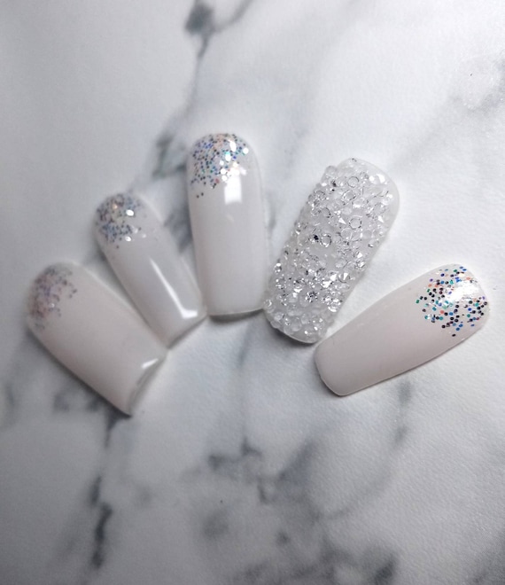 Bridal Press on Nails: Medium Square, Ivory Crystals - Etsy