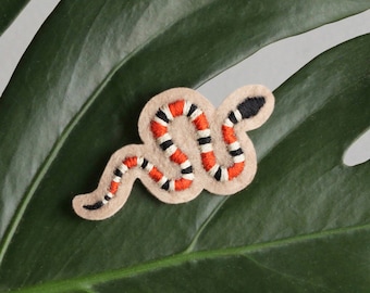 Coral Snake Embroidery Brooch, Snake Pin, Hand Embroidered Pin, Red Snake Pin, Embroidery Animal Pin, Snake Embroidery, Snake Lover Gift