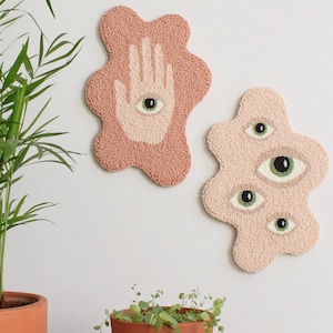 Punch Needle Wall Decor, Evil Eye Tufted Wall Hanging, Punch Needle Art, Eye Punch Needle Rug, Hand Tufted Wall Decor, Modern Boho Gift