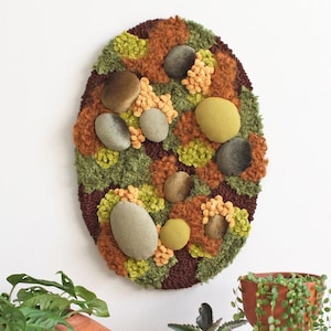 Art mural textile d&#39;automne, décoration de maison sur sol forestier, oeuvre d&#39;art inspirée de la nature, tapis mural capitonné de mousse, décoration murale automne, tapis de mousse