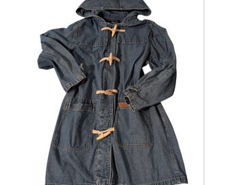 Abrigo largo de mezclilla azul para mujer de Vintage Denim & Co. con botones de palanca.