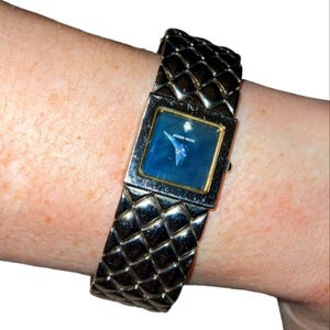 Jones Wear  Women's vintage stainless steel watch