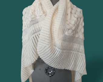 Manta de bebé antigua vintage tejida a mano con ganchillo