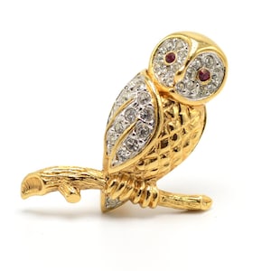 Rare Vintage ATTWOOD & SAWYER signed Swarovski crystals 22 ct gold plated Owl Brooch