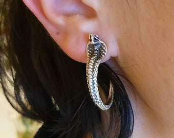 65- Silver Snake animal Earrings
