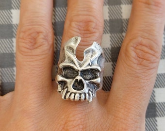 65-Antique Silver Mens Women Skull Keith Richards Skull Ring