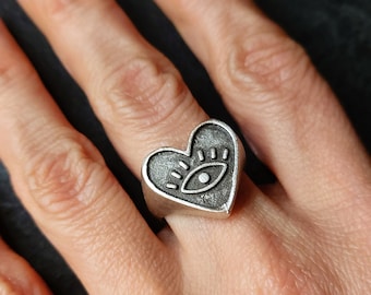 108 / HEART EYE Signet Ring, Silver Plated Evil Eye Ring
