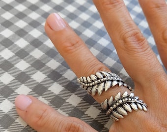 45 / Silver Fern Olive Leaf Knuckle Ring, Tree Branch Knuckle ring, US size 6-7 inch