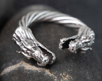 14-Twisted Dragon Ring