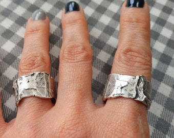 24/ Silver Brutalist Wrinkled Ring, Modernist Abstract Ring