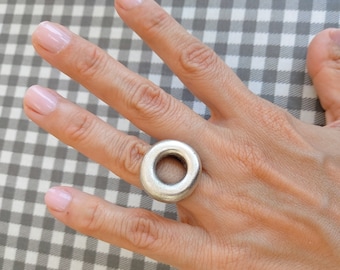 67 / Silver Circle Geometric Ring, Abstract Minimalist Ring