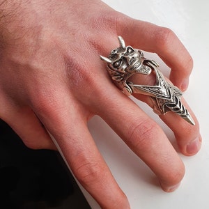 7R- Demon joint finger men ring, finger armor, Hannya Devil women slave filigree Ring