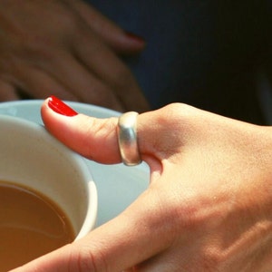 R8- Modern Brutalist Thick Silver Plated Band Ring - Minimalist Unisex Design for Contemporary Style