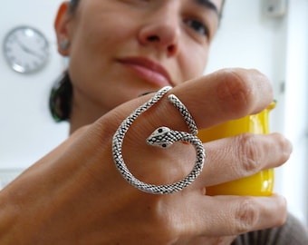 Silver Unusual Snake Ring, Serpent ring womens R82