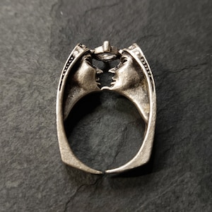 31 / Silver Lover Passion Ring, Romantic Abstract Ring