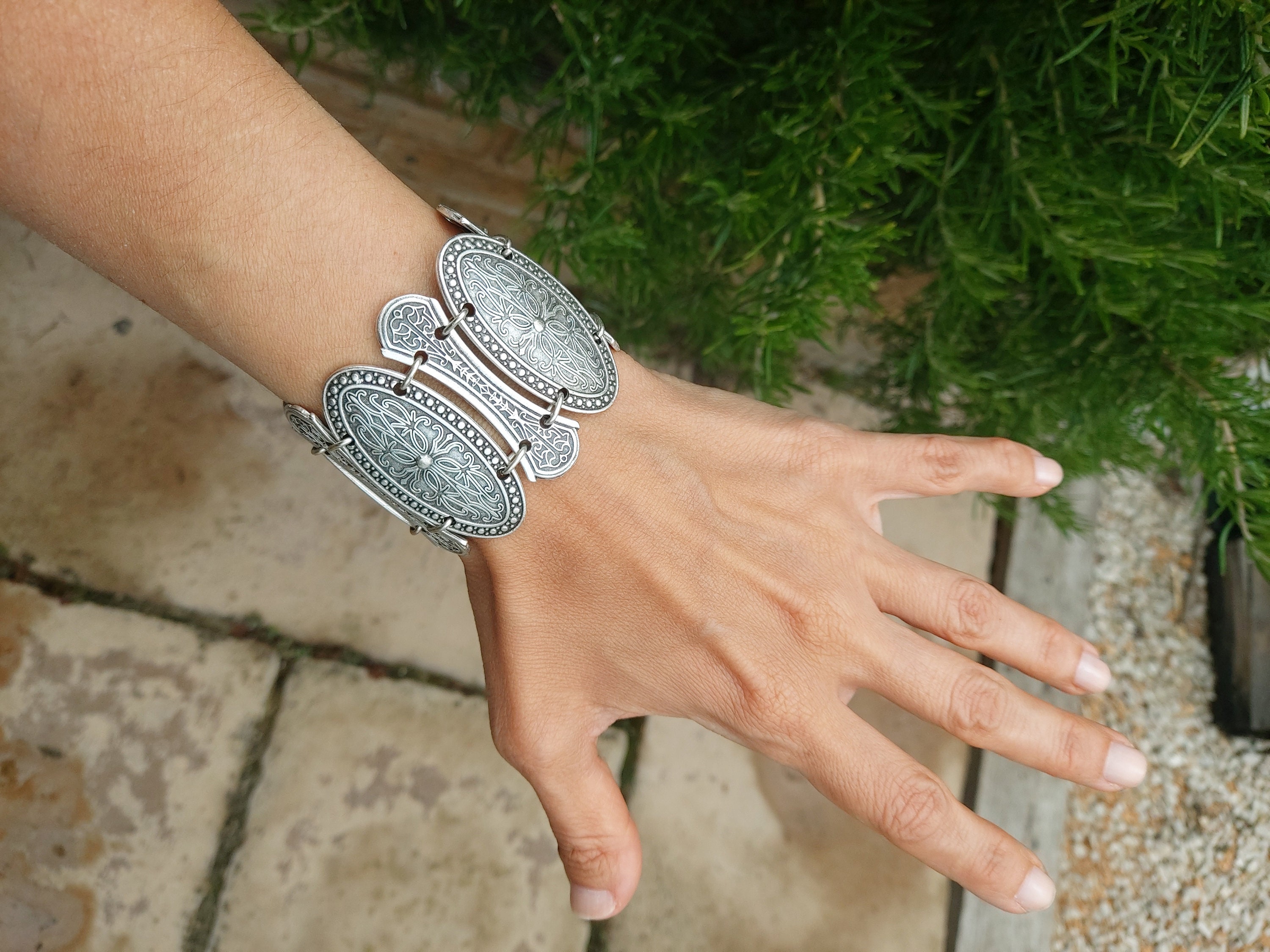 19- Indian ENGRAVED WIDE Silver Statement Ring Cuff-bracelet