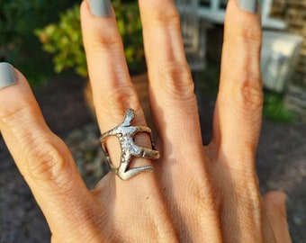 116 / Antique Silver Human Body Ring, Fidget Ring