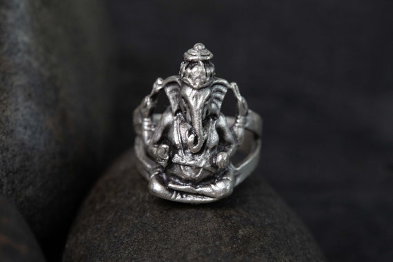 Silver Plated Ganesha Ring – Adjustable Hindu Elephant God Amulet 