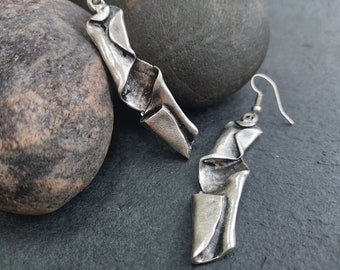 39- Brutalist Antique Silver Wrinkled Designer Earrings