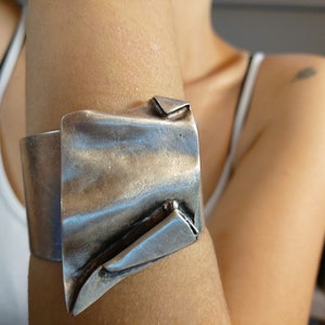 38 / BRUTALIST Asymmetrical Cuff Bracelet, Antique Silver Statement Chunky Bangle CUff, Modernist Jewelry image 2