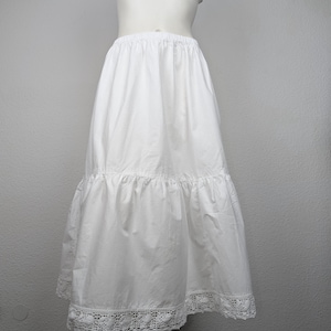 Petticoat (Small/Medium) white