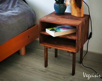 Nornyr bedside table in solid wood