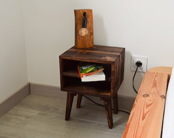 Table de chevet Nornyr en bois massif : inspiration minimalisme, vintage et Japandi - Fabriquée en France