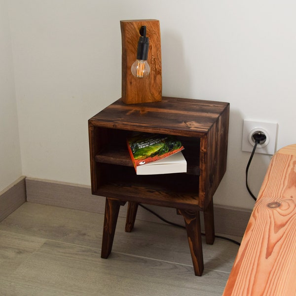 Table de chevet Nornyr en bois massif : inspiration minimalisme, vintage et Japandi - Fabriquée en France