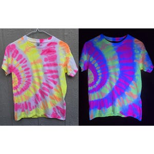 Youth Small Blacklight Tie Dye Shirt - Unisex 100% Cotton T-Shirt Hand Dyed with UV-Reactive Glowing Dyes, Neon TieDye, Psychedelic Clothing