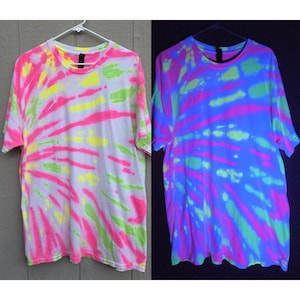 XL Blacklight Tie Dye Shirt - Unisex 100% Cotton T-Shirt Hand Dyed with UV-Reactive Glowing Dyes, Neon TieDye, Psychedelic Clothing