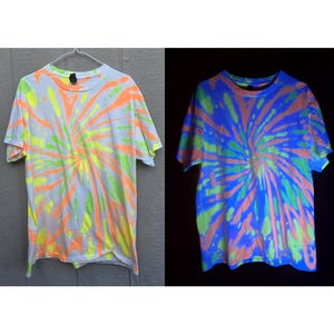 Large Blacklight Tie Dye Shirt - Unisex 100% Cotton T-Shirt Hand Dyed with UV-Reactive Glowing Dyes, Neon TieDye, Psychedelic Clothing