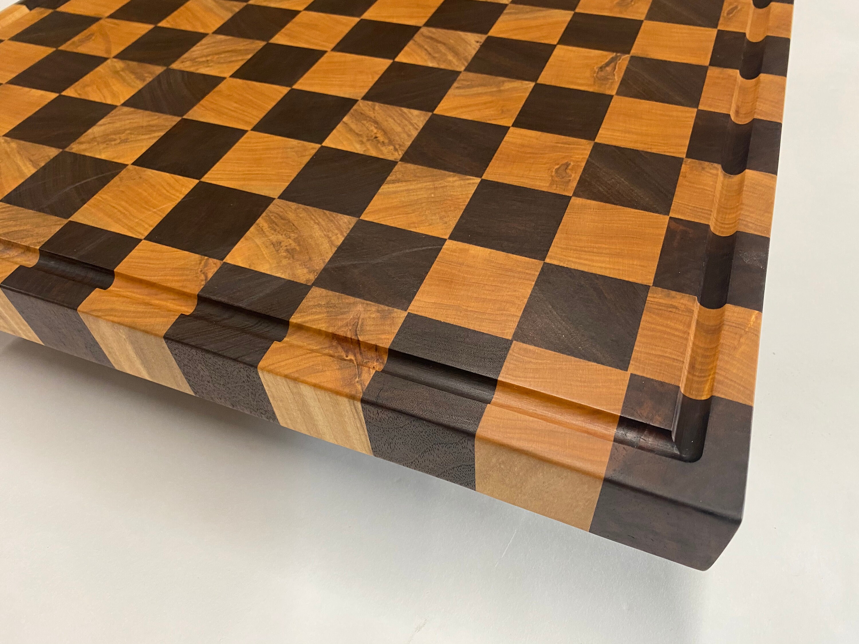 End Grain Checkered Pattern Cutting Board – Luxe Life Candle Company
