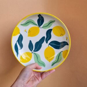 Ceramic bowl with lemon, green and yellow pattern, handcrafted.