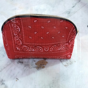 Red Bandana Makeup Bag, Quilted Cosmetic Pouch, Handmade Toiletry Bag, Travel Organizer, Boho Zipper Pouch