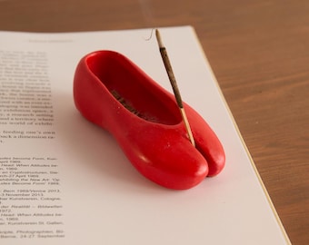Tabi Ballet Flat Incense Holder | Split Toe Shoe Incense Burner | Trendy Aesthetic Room Decor, Fashion Lover Gift, Coquette Desk Decor