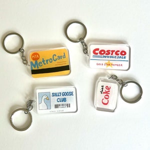 Llavero de tarjeta de membresía de Costco / Llavero de Silly Goose / Llavero de Metrocard / Llavero de Diet Coke / Accesorio para regalos, decoración, etc.