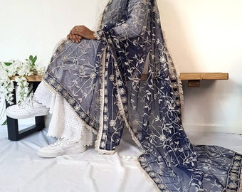 Net dupatta with floral work and thread border PLEASE READ DESCRIPTION