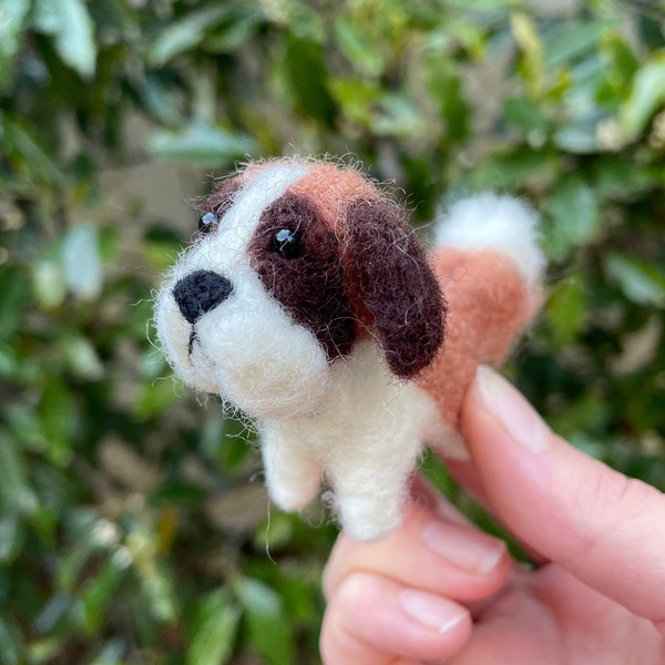 Mini Needle Felted St. Bernard / Needle Felted Dog / Dog Art / Big Dogs / Dog Lover / Felting / Wool / Dog Gifts / Cute / Pet Portrait / Dog