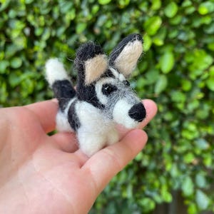 Custom Mini Needle Felted Dog / Made To Order / Handmade / Dog Lover Gifts / Personalized Dog Art / Dog Keychain / Dog Art / Dog / Pet Art image 9
