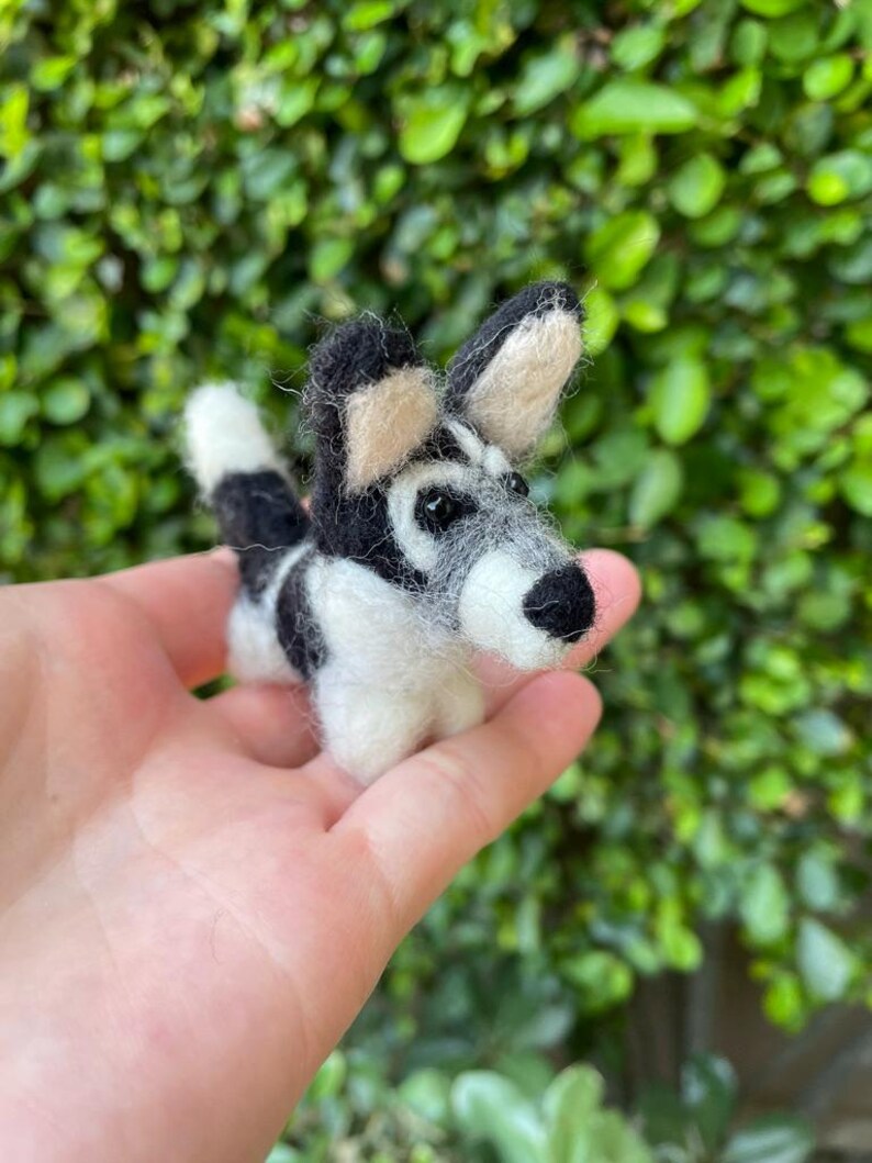 Custom Mini Needle Felted Dog / Made To Order / Handmade / Dog Lover Gifts / Personalized Dog Art / Dog Keychain / Dog Art / Dog / Pet Art image 9