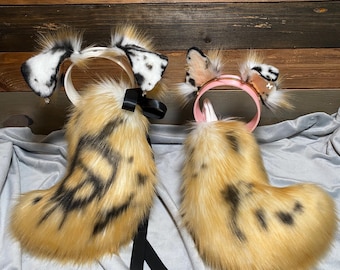 Conjunto de orelhas e cauda de filhote de cachorro tricolor