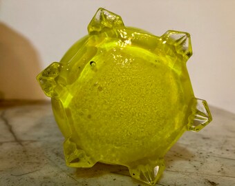 ミッドセンチュリーモダンの黄色いガラスの花瓶 - Etsy 日本