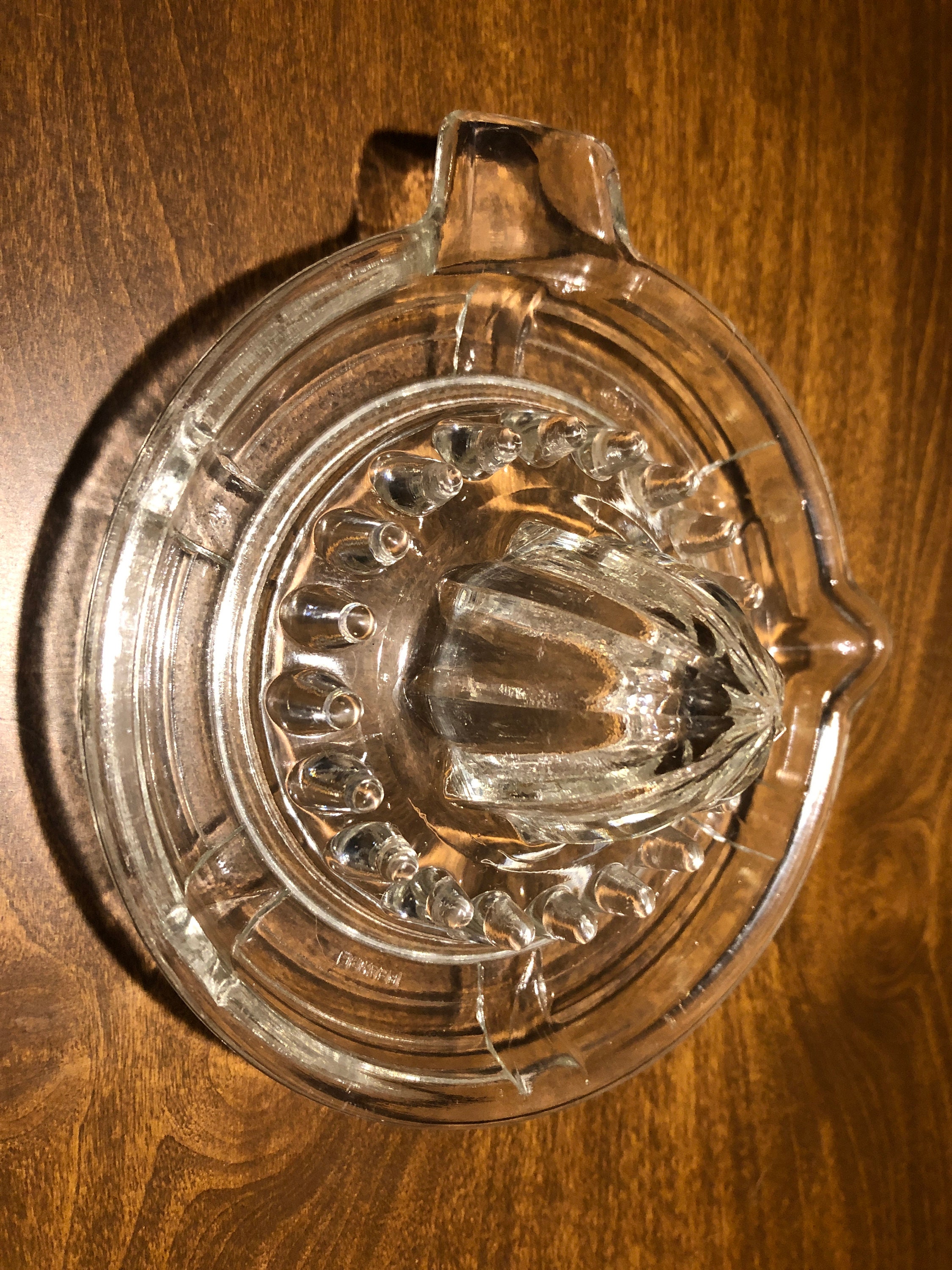 French Thick Glass Citrus Fruit Juicer/ Squeezers/ reamer