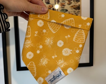 Bandana de perro abejorro amarillo