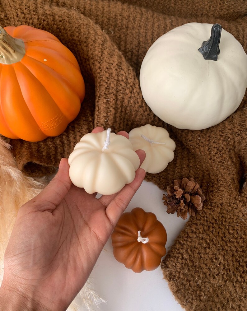 Pumpkin Candle, Pumpkin Shaped Candle, Halloween Decor, Fall Decor, Pumpkin Scented Candle, Halloween Candles, Table Decor, Autumn Decor image 3