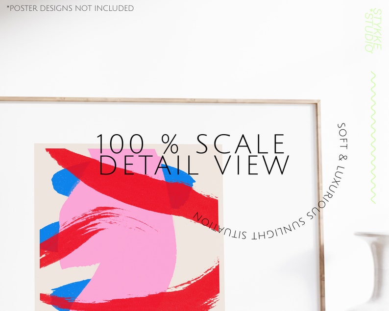 Puede incluir: Una vista cercana de una impresi&oacute;n de arte abstracto enmarcada con un fondo beige y pinceladas coloridas en rosa, rojo y azul. El texto "100% SCALE DETAIL VIEW" est&aacute; impreso en negro en la parte superior de la impresi&oacute;n.